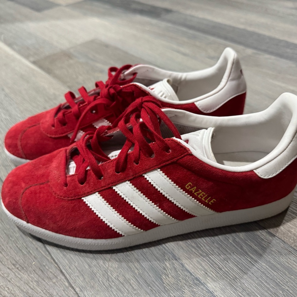 Adidas Gazelle in Vibrant Red and White - Women’s size 10